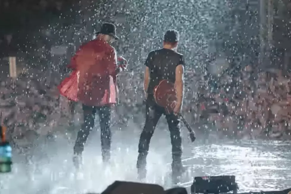 Stadium Tour Opener Was Def Leppard’s ‘Wettest Gig’ in 40 Years